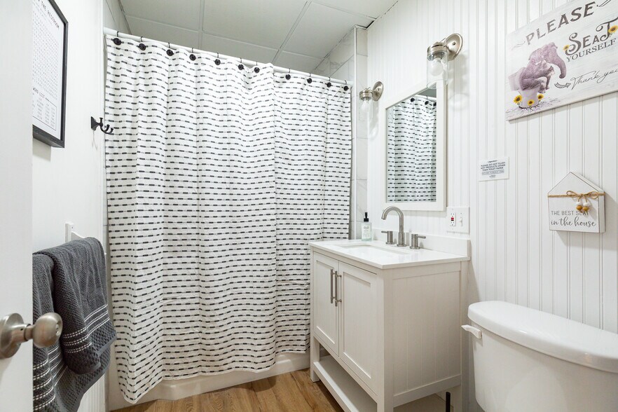 More Photos Of 48 Columbia St, Poughkeepsie Apartments For Sale