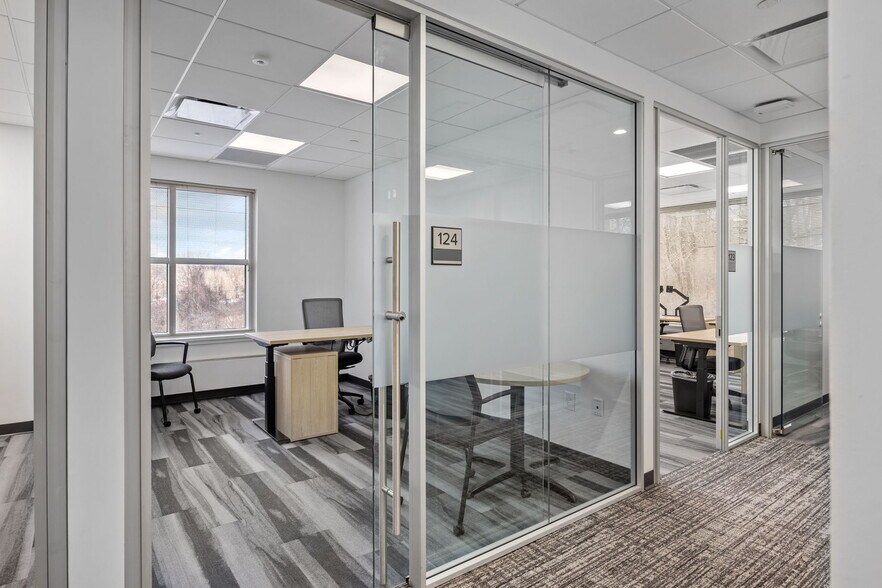 More Photos Of 1000 Northbrook Dr, Trevose Office For Sale