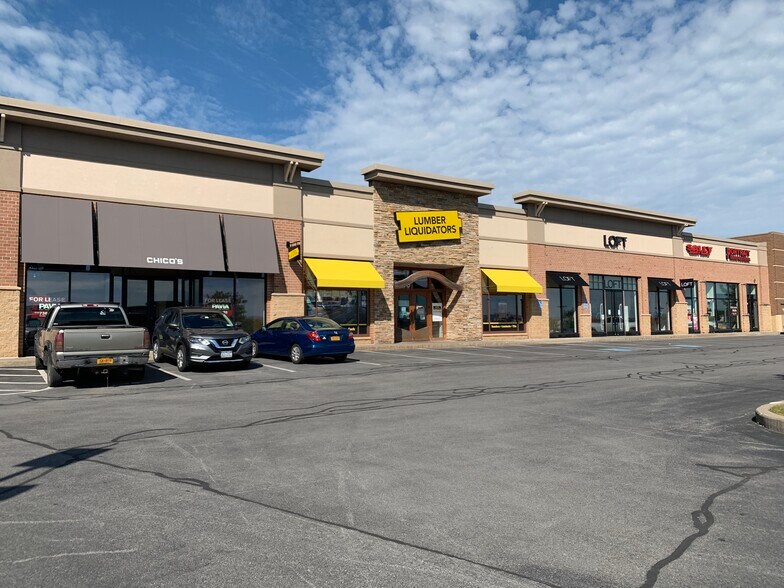 More Photos Of 8637-8643 Clinton St, New Hartford Freestanding For Lease