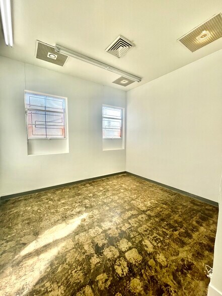 More Photos Of 1420-1430 Grande Vista Ave, Los Angeles Manufacturing For Lease