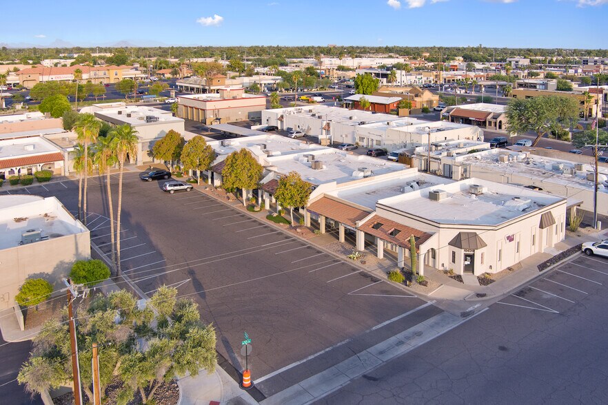 More Photos Of 7119-7125 E Sahuaro Dr, Scottsdale Storefront For Lease