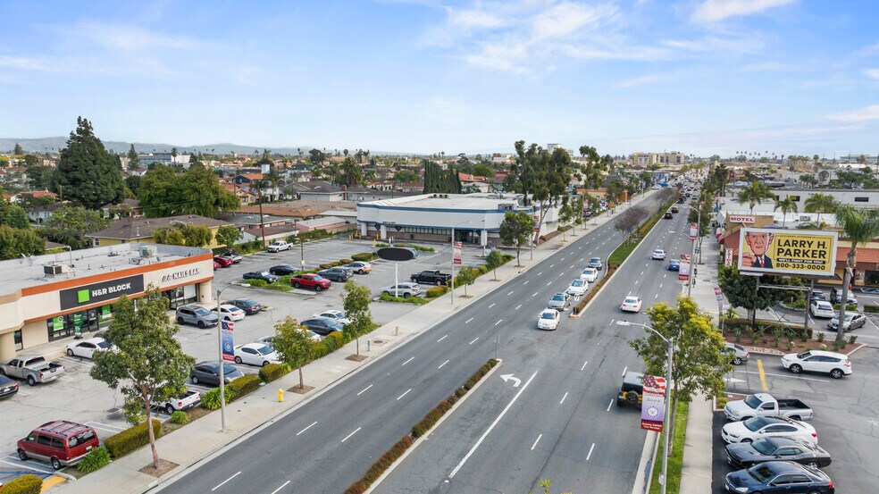 More Photos Of 7859 Firestone Blvd, Downey Drugstore For Lease