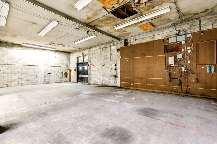 More Photos Of 811 S 21st Ave, Hollywood Freestanding For Lease