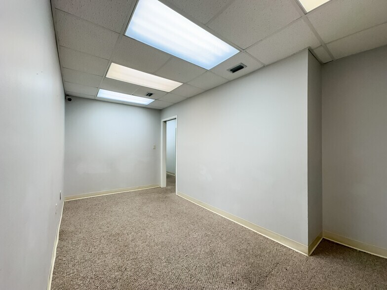 More Photos Of 103 S Florida Ave, Lakeland Office For Lease