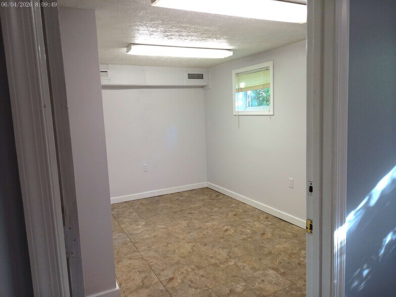More Photos Of 7708 Timberlake Rd, Lynchburg Office For Lease