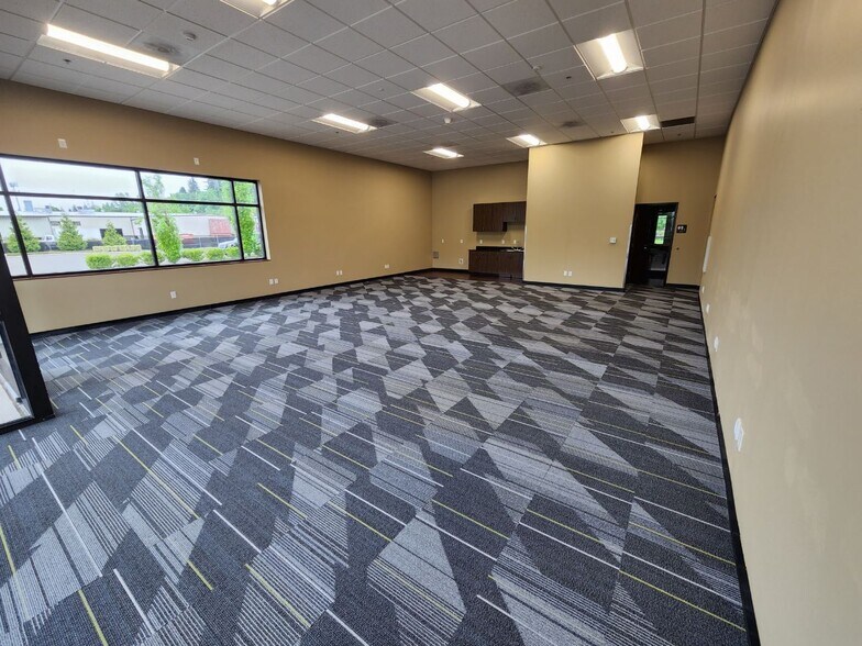 More Photos Of 4611 Nw Fruit Valley Rd, Vancouver Warehouse For Lease