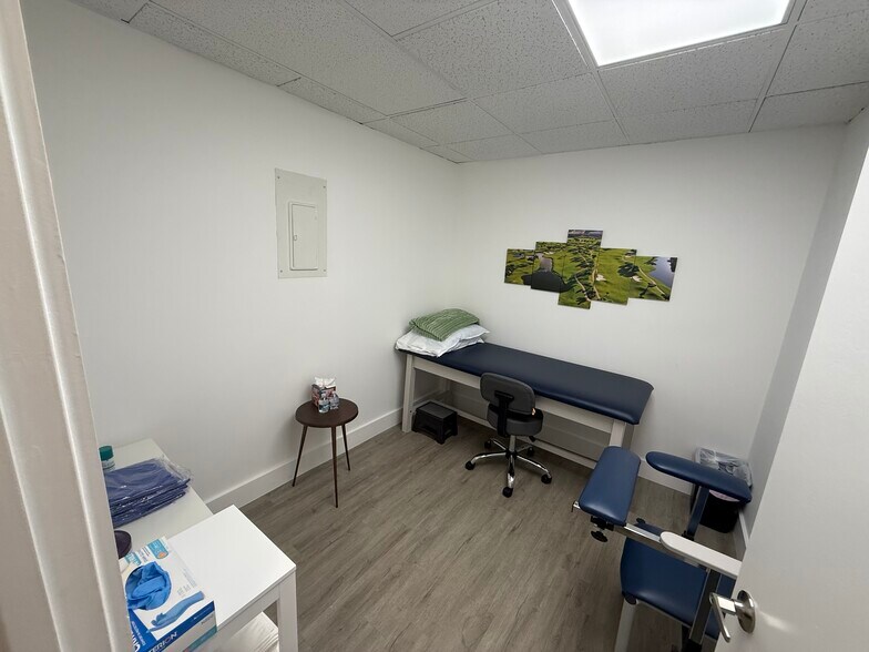 More Photos Of 7710 NW 71st Ct, Tamarac Medical For Lease