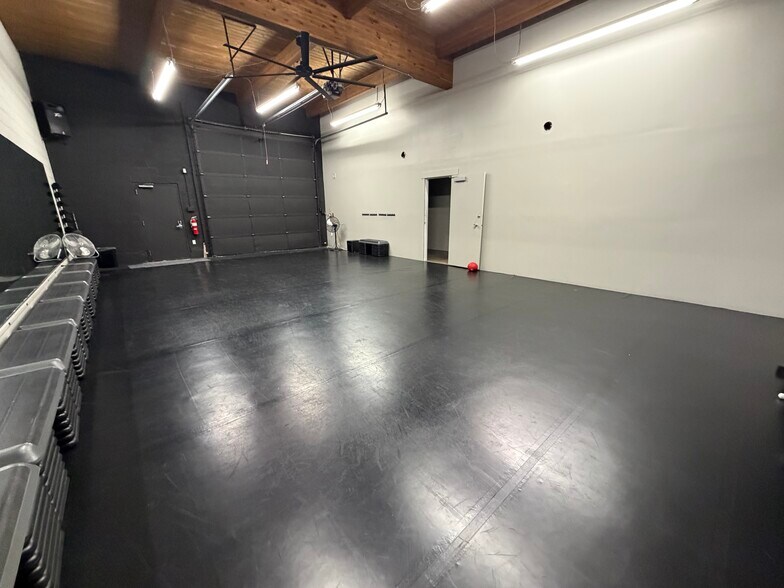 More Photos Of 155 W 14th St, Ogden Warehouse For Lease