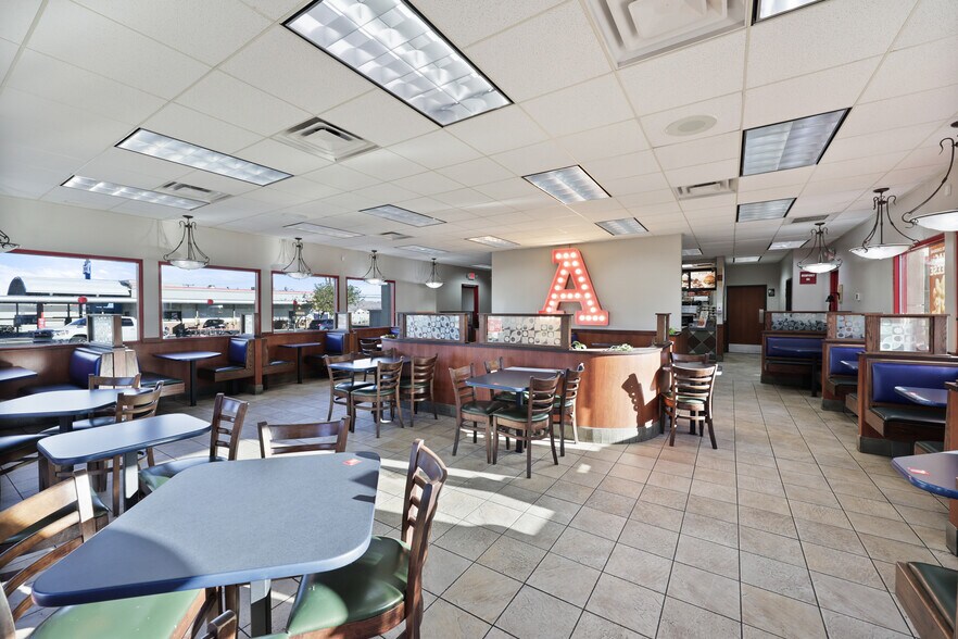 More Photos Of 310 S Boulder Hwy, Henderson Fast Food For Lease