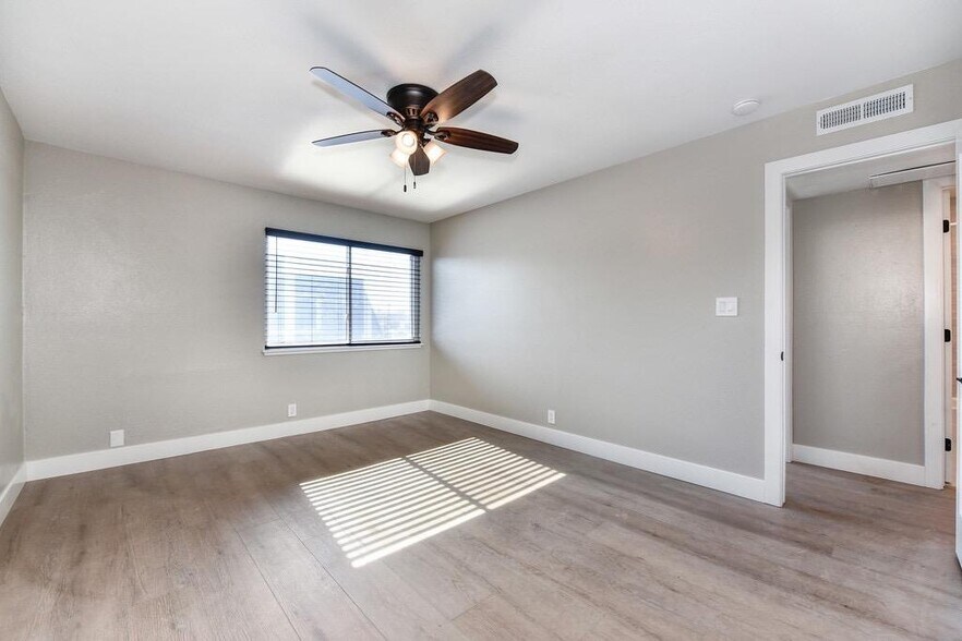 More Photos Of 5372 Garfield Ave, Sacramento Apartments For Sale