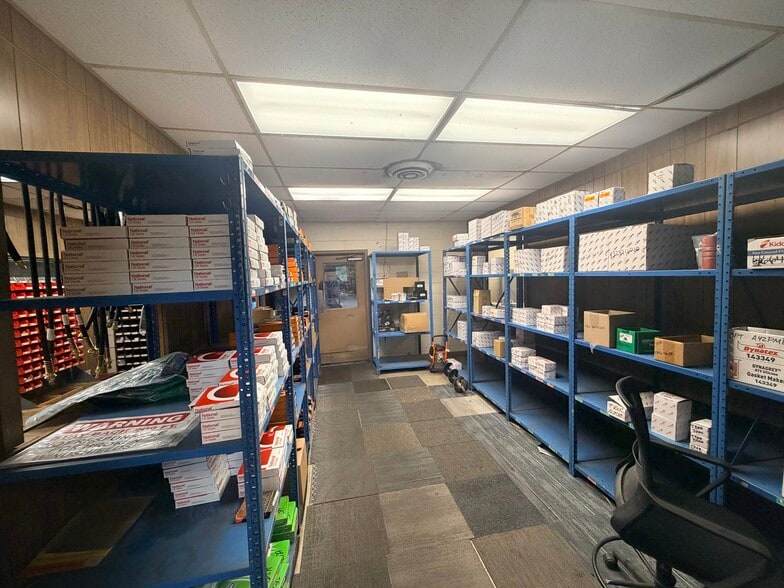 More Photos Of 2500 Blanchard Blvd, Columbus Distribution For Lease