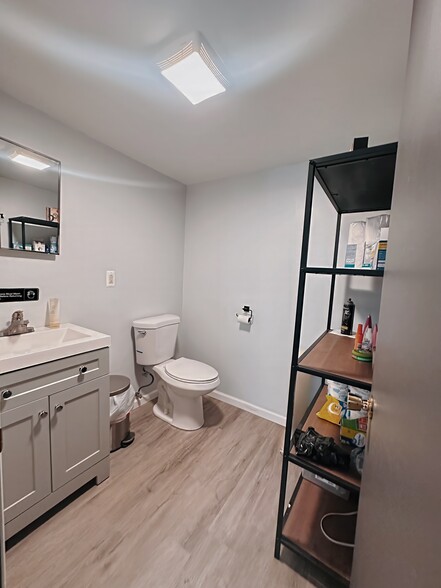 More Photos Of 16 Legion St, Republic Freestanding For Sale