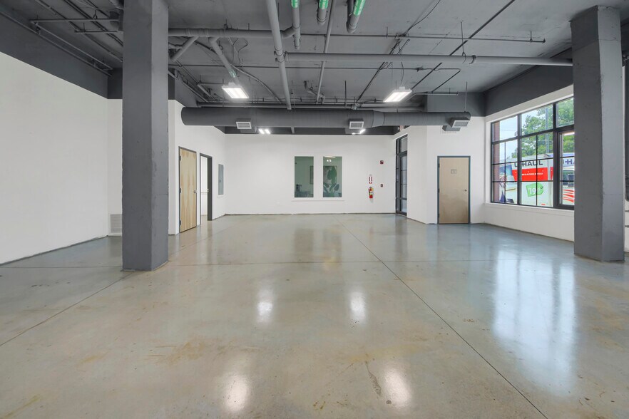 More Photos Of 346 SW Peters St, Atlanta Apartments For Lease