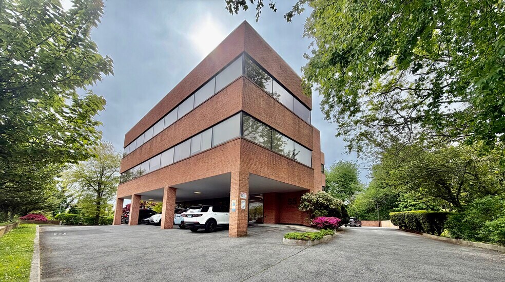 More Photos Of 55 Old Post Rd No 2, Greenwich Office For Lease