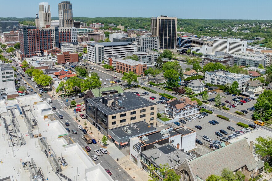 More Photos Of 235-237 Mamaroneck Ave, White Plains Office For Lease