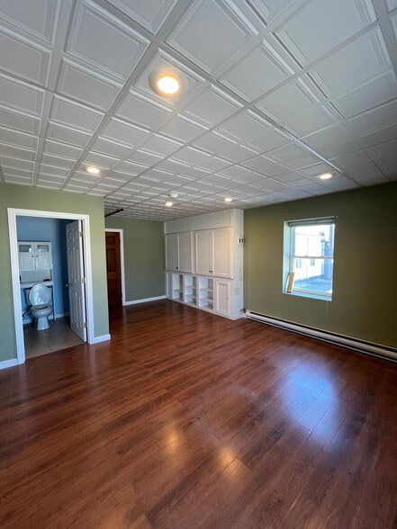 More Photos Of 58 Pulaski St, Peabody Manufacturing For Lease