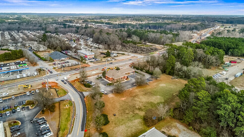 More Photos Of 865 Ga-20/81 Hwy, McDonough Bank For Sale