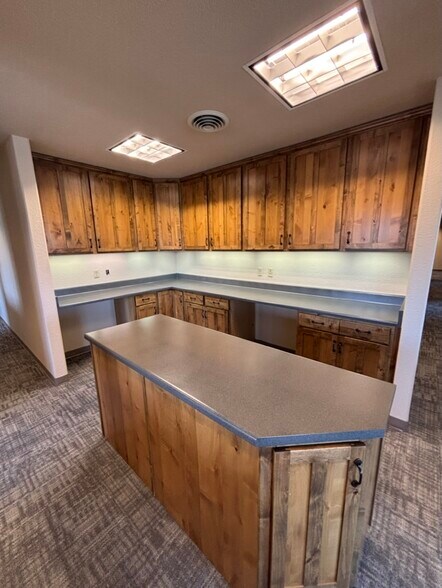 More Photos Of 1720 Jet Stream Dr, Colorado Springs Medical For Lease