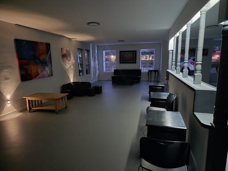 More Photos Of 329 School Dr, Poteet Skilled Nursing Facility For Sale