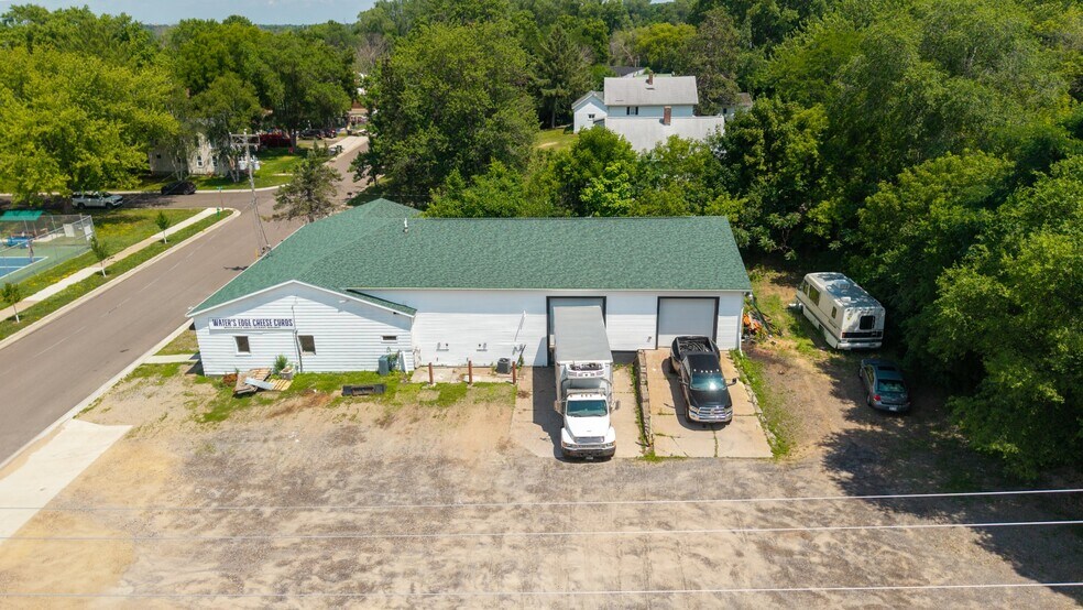 More Photos Of 15 E Walnut St, Chippewa Falls Industrial For Sale