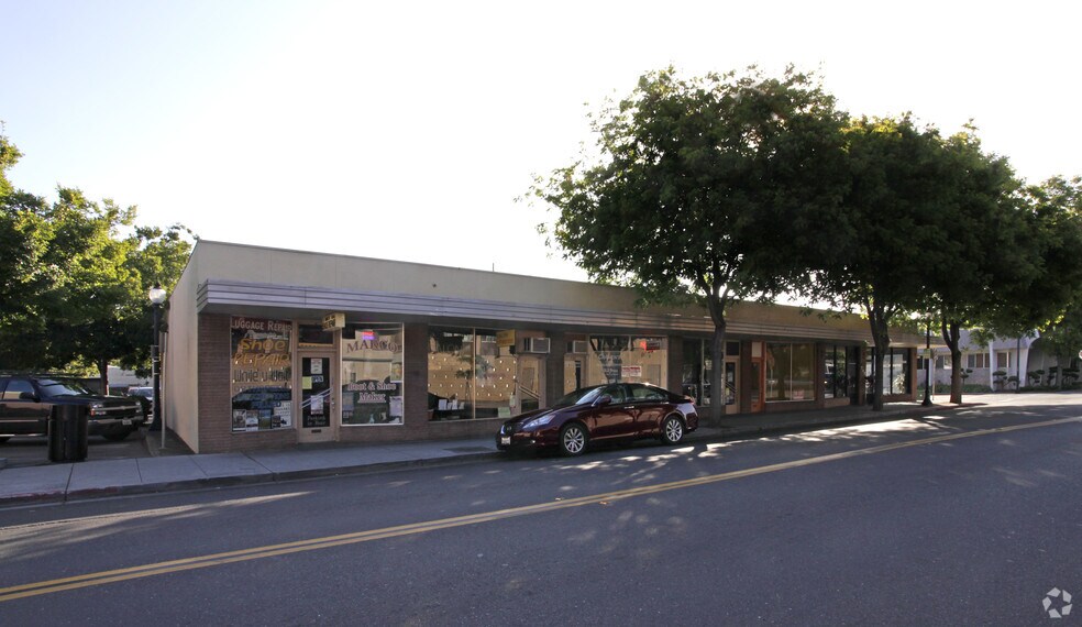 More Photos Of 702-738 Villa St, Mountain View Storefront For Lease