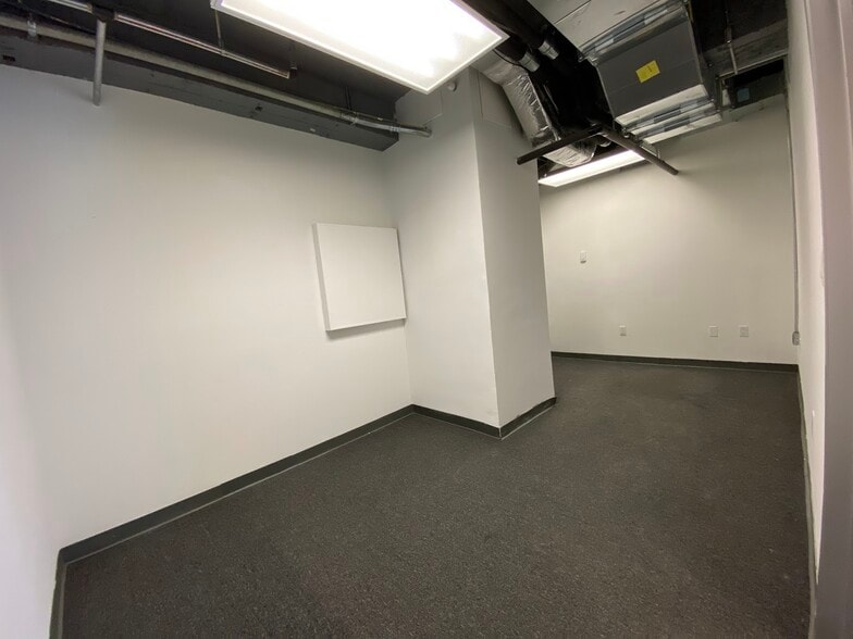 More Photos Of 73 E 71-73 E Flager St, Miami Office For Lease