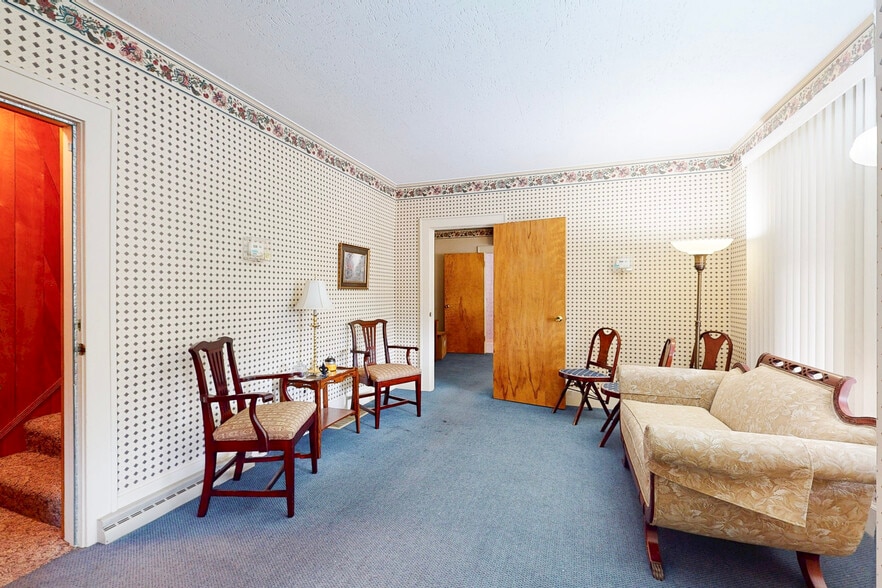 More Photos Of 3721 Main St, Weirton Funeral Home For Sale