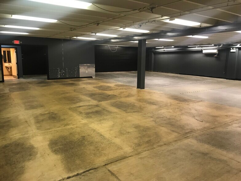 More Photos Of 330 N Reading Rd, Ephrata Unknown For Lease