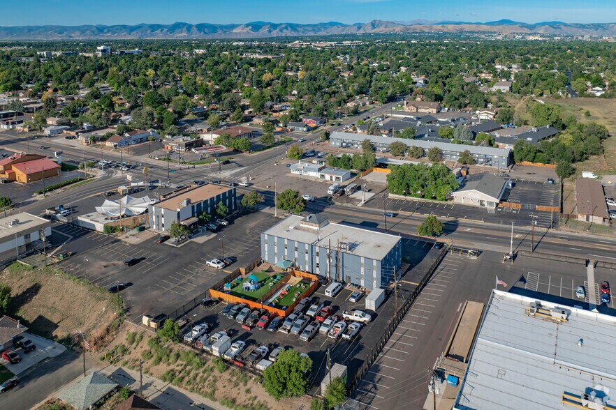 More Photos Of 150 Sheridan Blvd, Denver Office For Sale