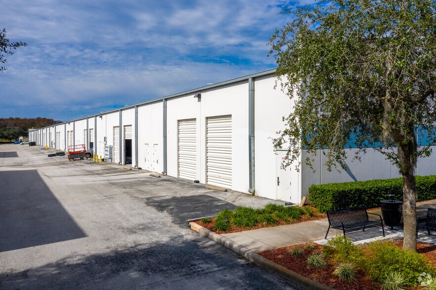 More Photos Of 8010 Sunport Dr, Orlando Light Distribution For Sale