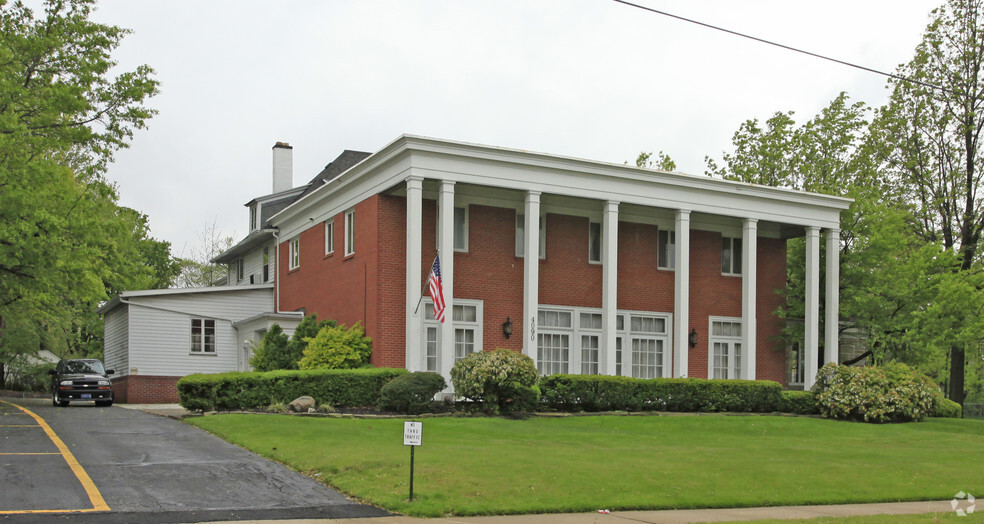 Primary Photo Of 4090 Mayfield Rd, Cleveland Funeral Home For Sale