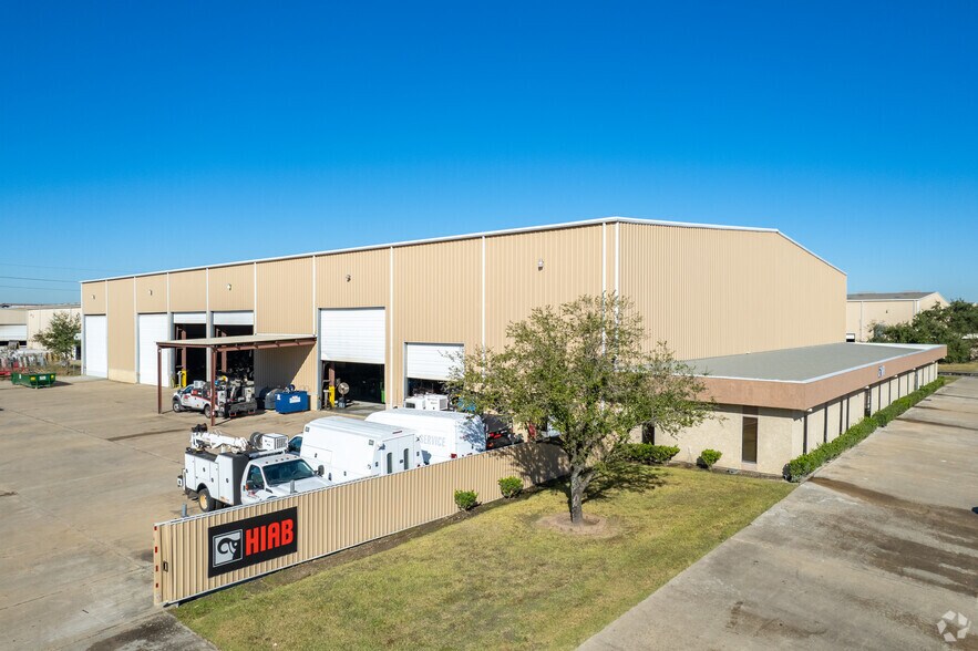 More Photos Of 11989 FM 529 Rd, Houston Unknown For Lease