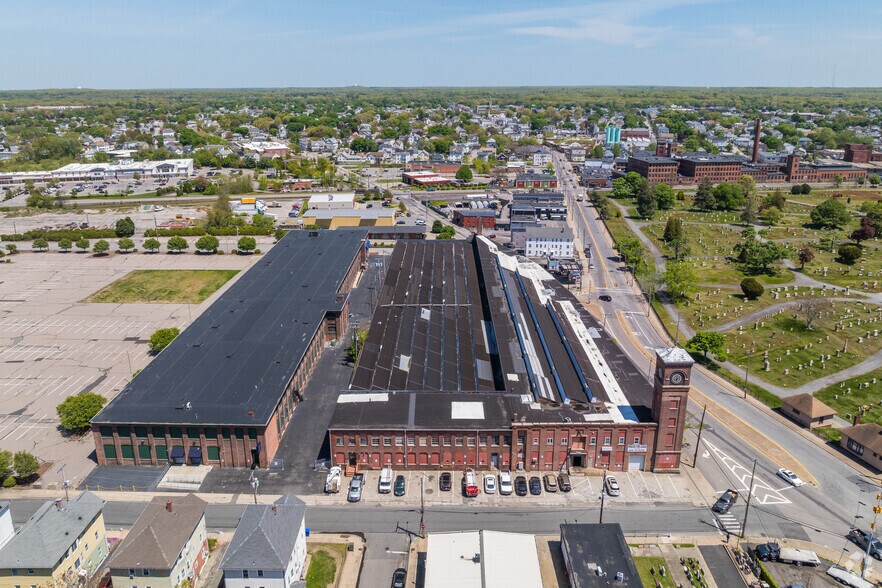 More Photos Of 21 Sabin St, Pawtucket Manufacturing For Lease