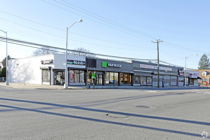 Primary Photo Of 249-02-249-20 Hillside Ave, Bellerose Storefront For Lease