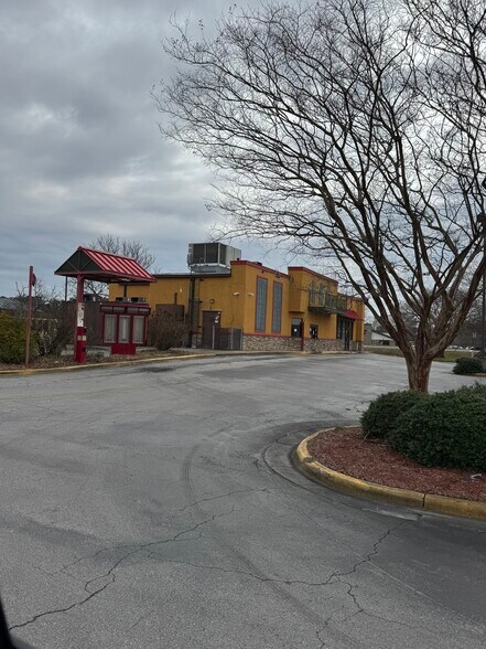 More Photos Of 2508 Dr Martin Luther King Jr Blvd, New Bern Fast Food For Lease
