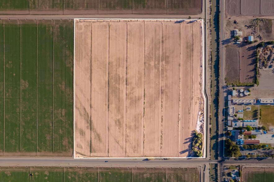 More Photos Of 697 W McCabe Rd, El Centro Land For Sale