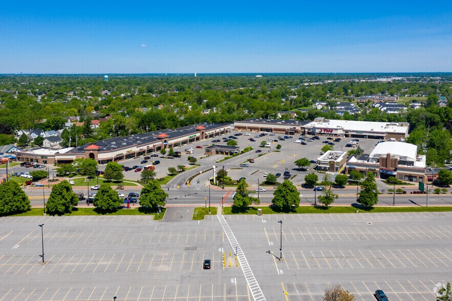 More Photos Of 3500 Main St, Amherst Supermarket For Sale