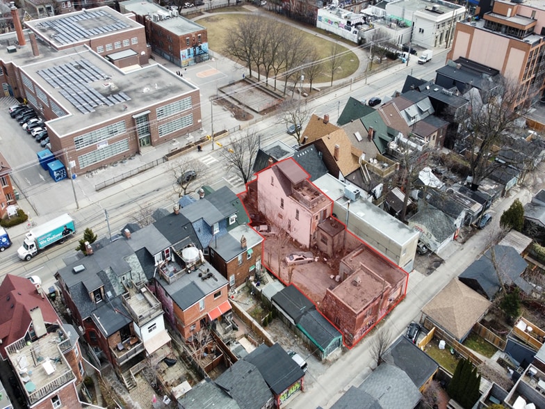 More Photos Of 530 Bathurst St, Toronto Land For Sale