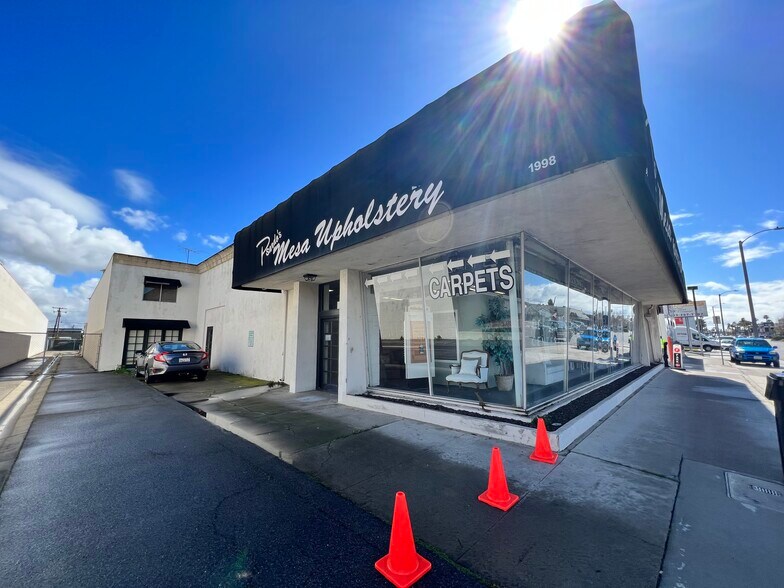 More Photos Of 1998 Harbor Blvd, Costa Mesa Showroom For Lease