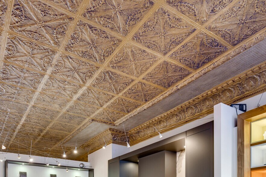 More Photos Of 606 Meredith Rd NE, Calgary Restaurant For Sale