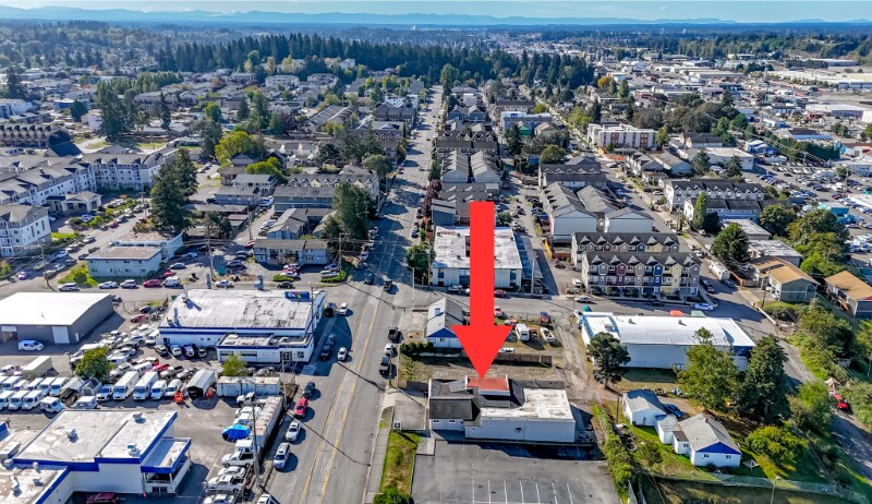 More Photos Of 3838 S Warner St, Tacoma Flex For Lease