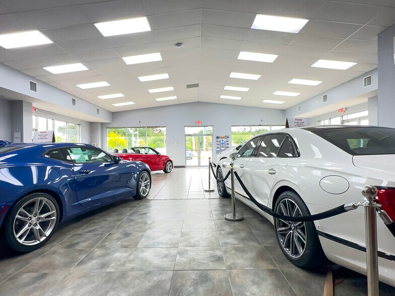 More Photos Of 875 N Cocoa Blvd, Cocoa Auto Dealership For Sale