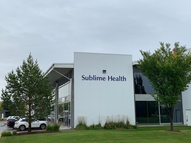 More Photos Of 125 Carleton Dr, St. Albert Flex For Lease