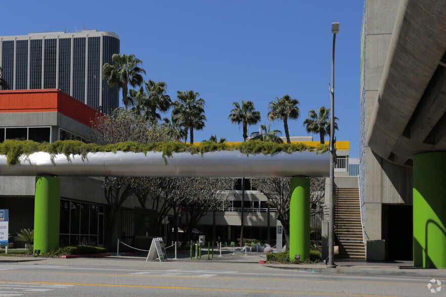 More Photos Of 261 S Figueroa St, Los Angeles Unknown For Lease