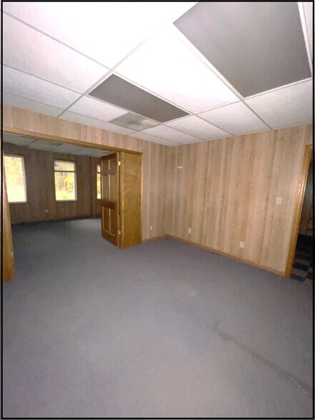 More Photos Of 3930 Penninger Rd, Concord Warehouse For Sale