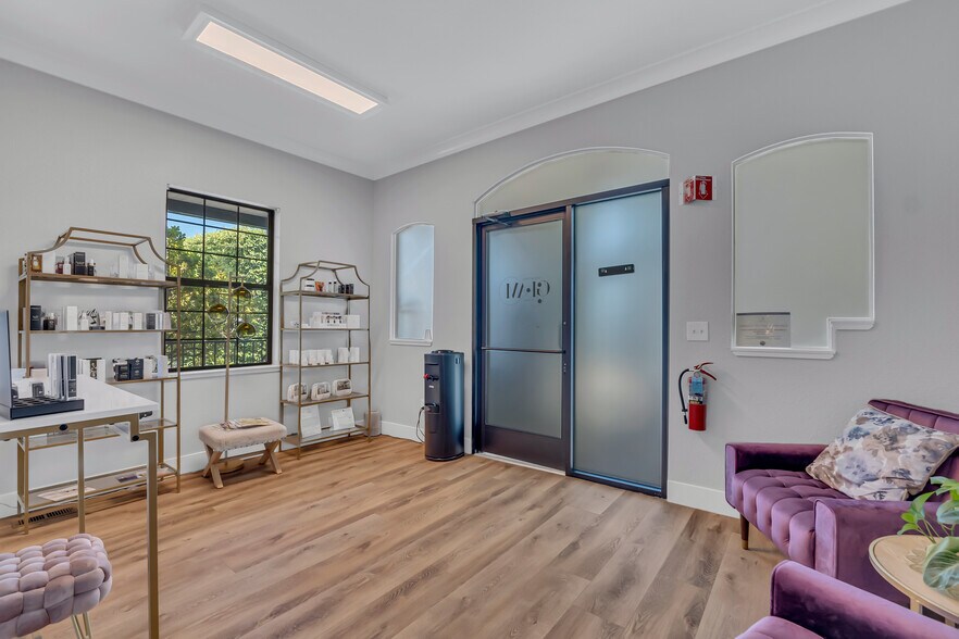 More Photos Of 160 Cherry Ave, Auburn Office Residential For Sale