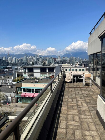 More Photos Of 210 W Broadway, Vancouver Office For Lease