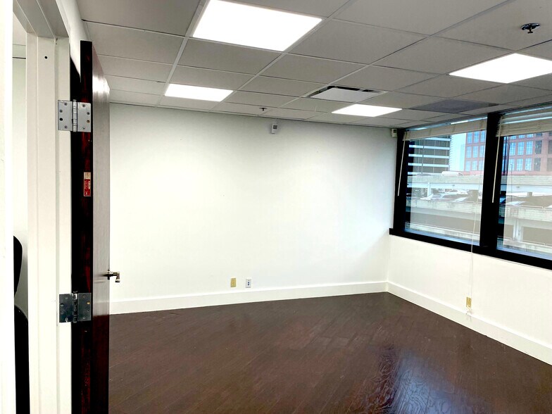 More Photos Of 200 S Andrews Ave, Fort Lauderdale Medical For Lease