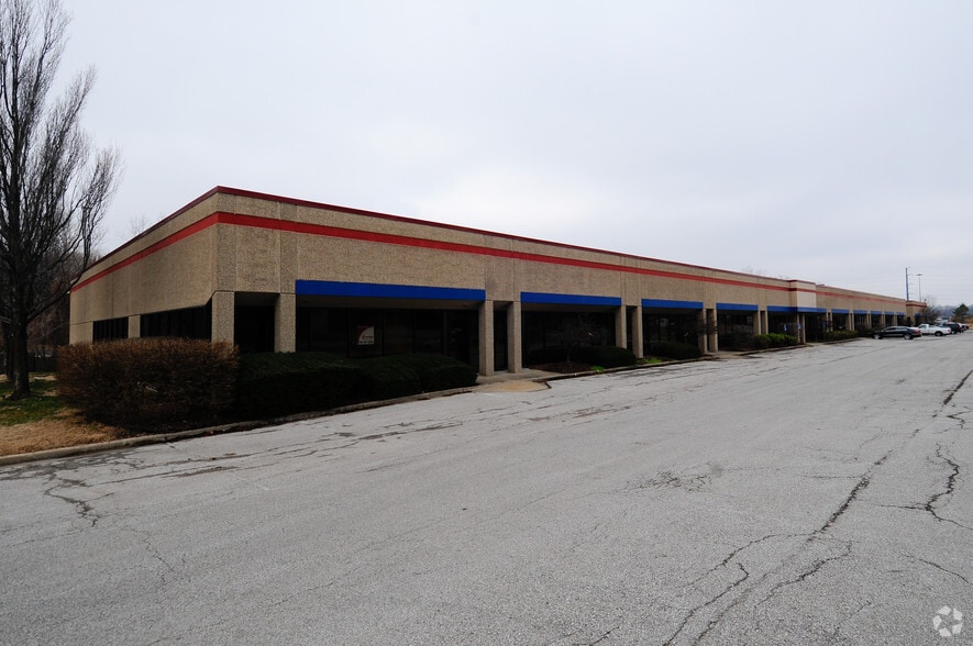 More Photos Of 9668-9680 Marion Rdg, Kansas City Light Manufacturing For Lease