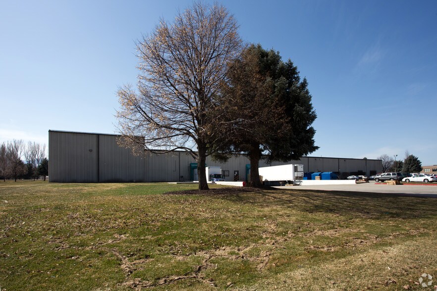 More Photos Of 1530 Mountain Springs Pky, Springville Manufacturing For Sale